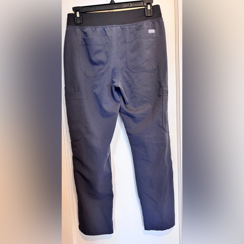 FIGS - Yola High Waisted Skinny Scrub Pants in Charcoal Sz S Petite - Picture 2 of 8
